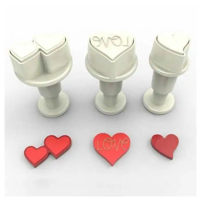 TAGLIAPASTA CUORI LOVE MINI DEKOFEE