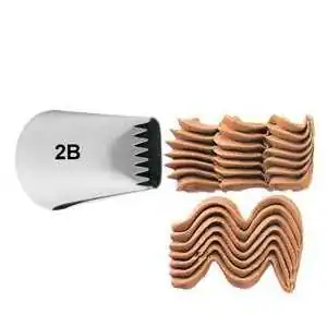 BECCUCCIO N.2B CESTO INTRECCIATO WILTON Decorazioni dolci e Cupcakes con Sac a Poche 2