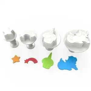 TAGLIAPASTA UNICORNO CUPCAKE STELLE (4PZ) DEKOFEE